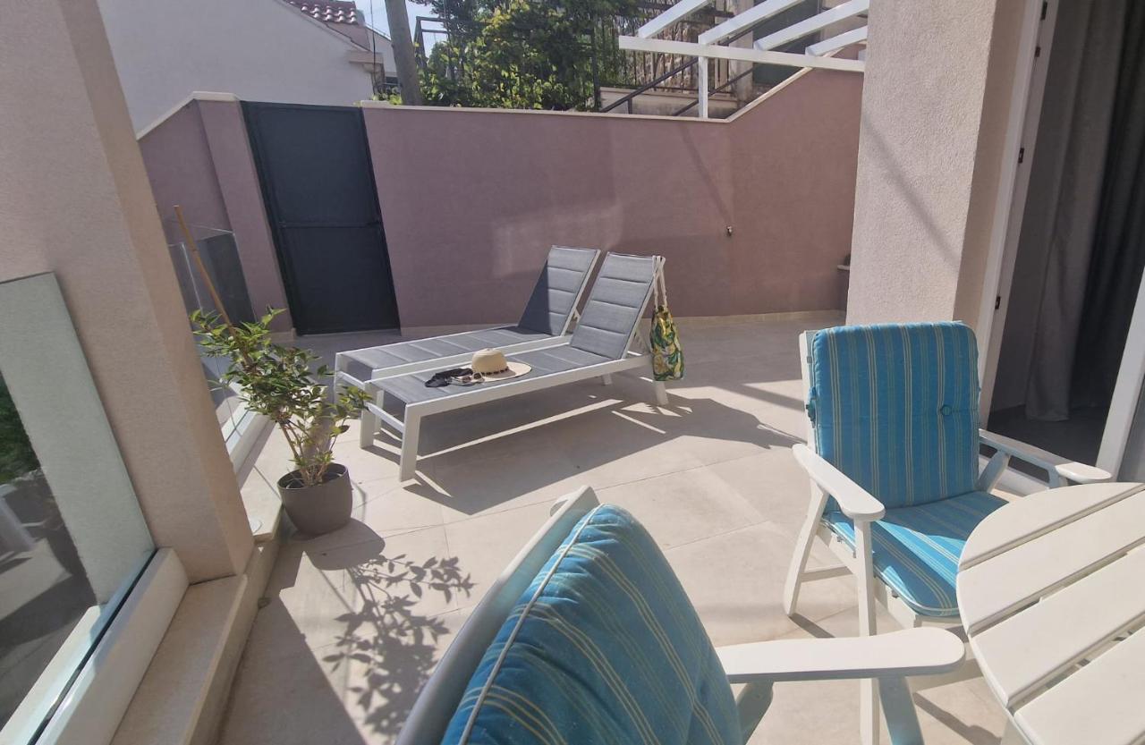 Luxury Apartment Moobl - Free Parking Дубровник Экстерьер фото