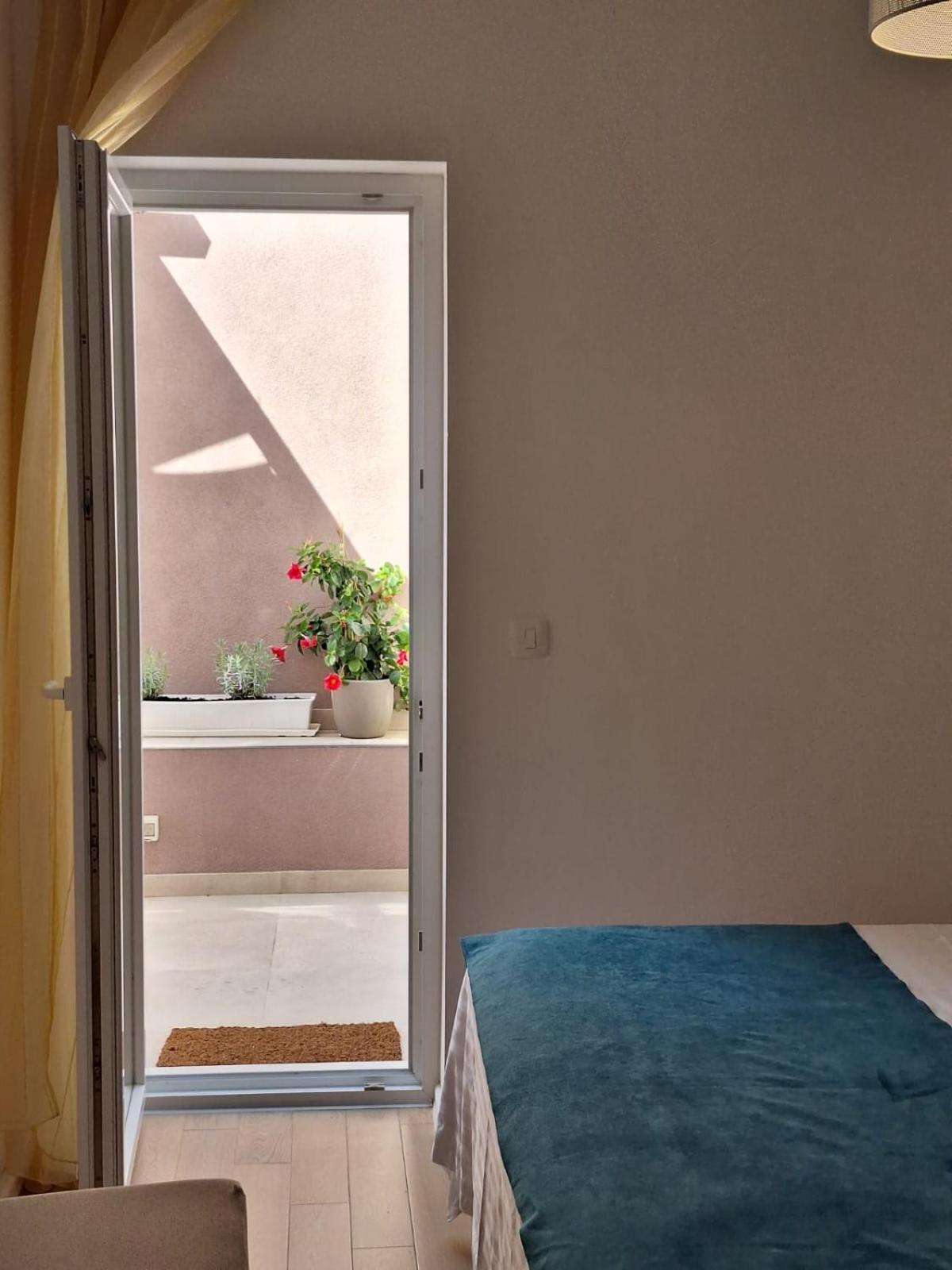 Luxury Apartment Moobl - Free Parking Дубровник Экстерьер фото
